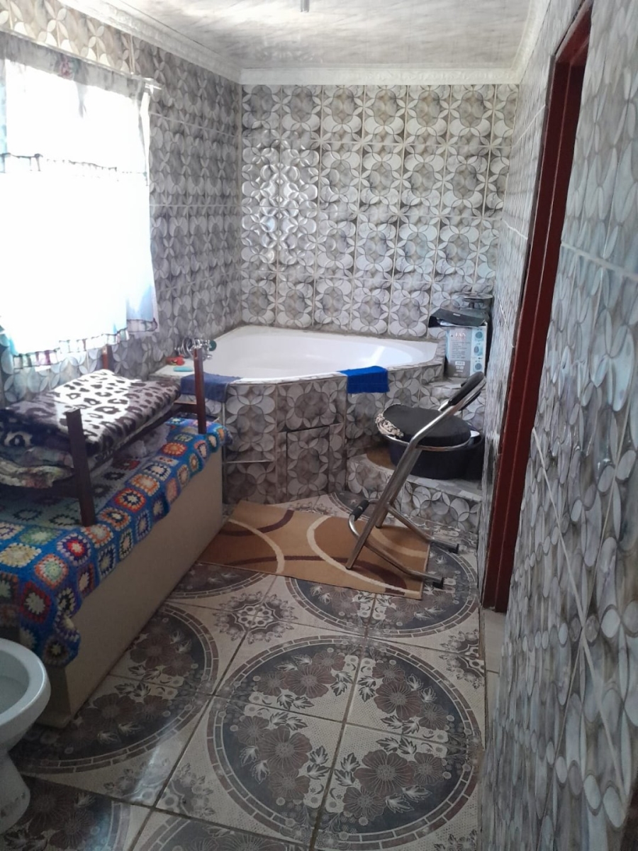  Bedroom Property for Sale in Kroonstad Rural Free State